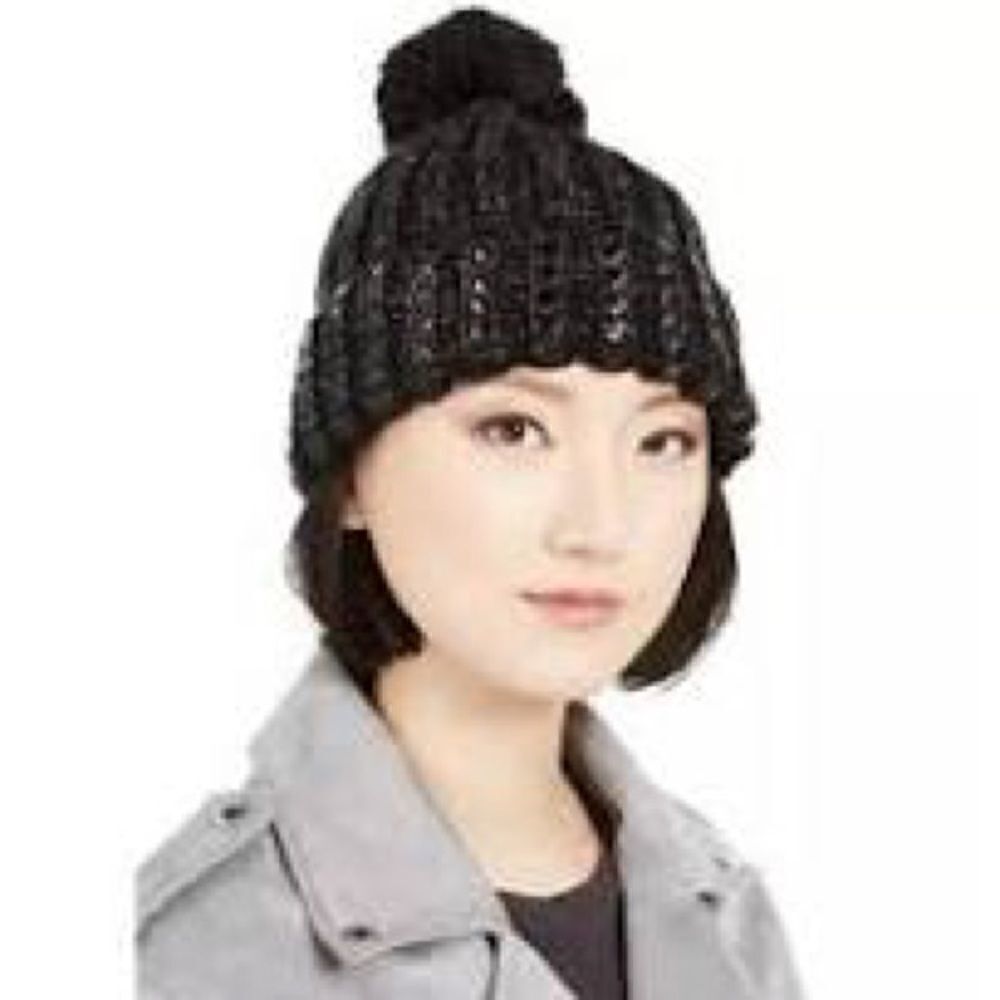 NWT DKNY black silver metallic studded hat